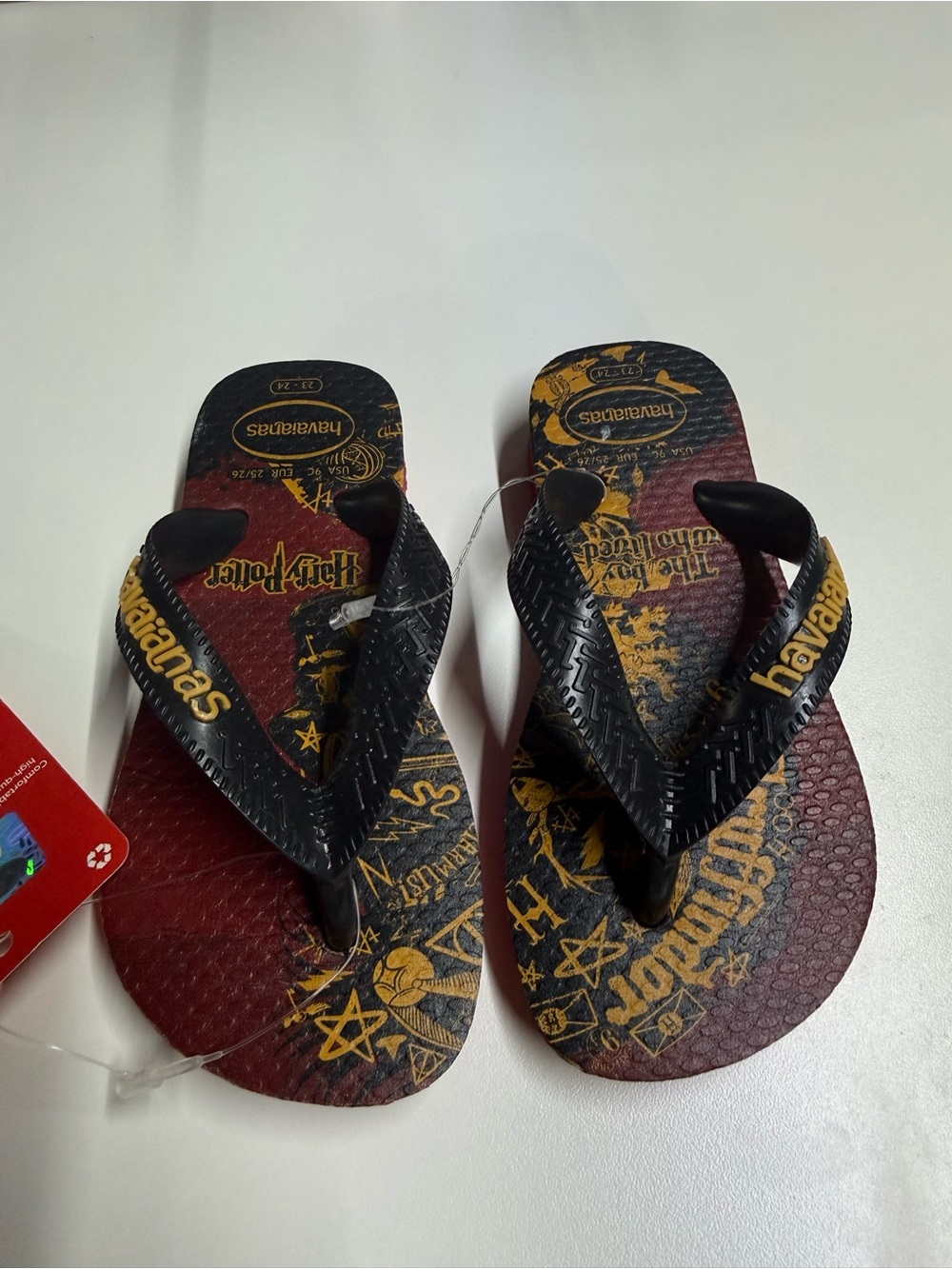 Havaianas Black & Maroon Harry Potter Flip Flops Children’s size 9C - NWT